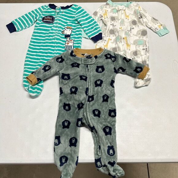 Koala Kids Other - 3x Lot Boys Koala Baby Onesie pajamas sz 0-3M Bundle - Green & White